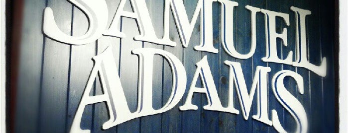 Sam Adams is one of Lieux qui ont plu à Augusto.