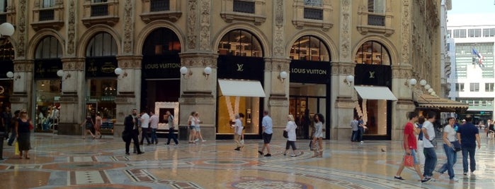 Galleria Vittorio Emanuele II is one of Luoghi a Milano..