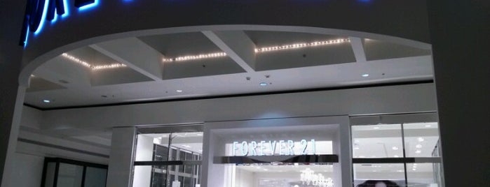 Forever 21 is one of Claire’s Liked Places.