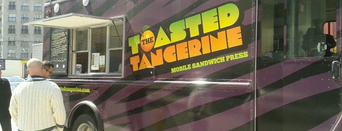 The Toasted Tangerine Food Truck is one of Lieux sauvegardés par Dorian.