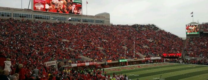 Memorial Stadium is one of Sports Bucket List.