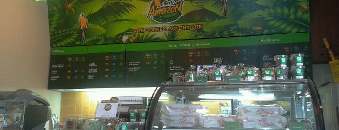 Café Amazon is one of Tempat yang Disukai Rei Alexandra.