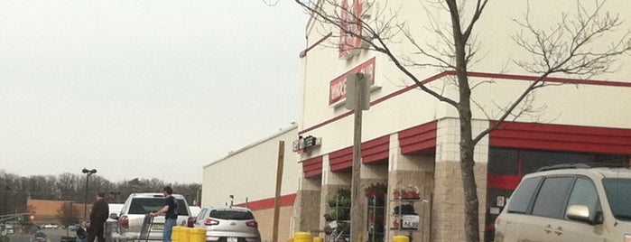 BJ's Wholesale Club is one of Julie's things to do.