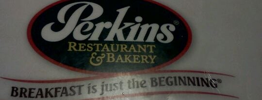 Perkins Restaurant & Bakery is one of Tempat yang Disukai Jeremy.