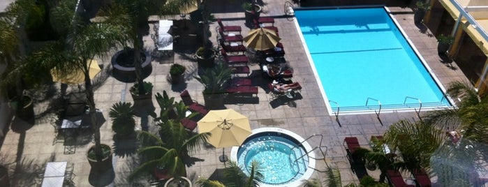 Fairmont Newport Beach is one of Meganさんのお気に入りスポット.
