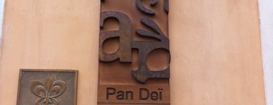 Pan Dei Palais is one of Restaurants.