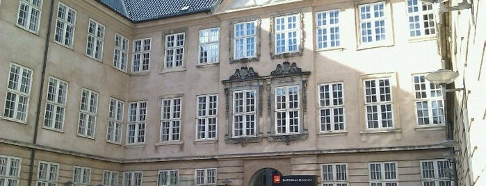 Nationalmuseet is one of Jyder i Kbh - andet end sovs og kartofler.