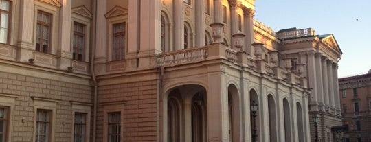 Mariinsky Palace / Legislative Assembly of St Petersburg is one of Orte, die Виталий gefallen.