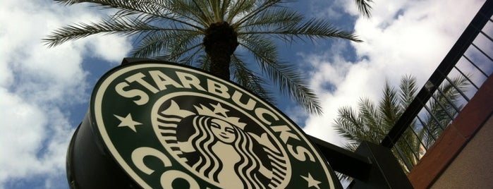 Starbucks is one of Tempat yang Disukai Alex.