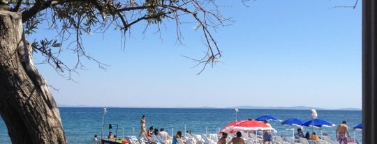 Küçükyalı Cafe & Beach is one of Fusunさんのお気に入りスポット.