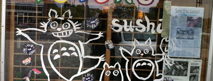 Sushi Totoro is one of Nommiest Noms.