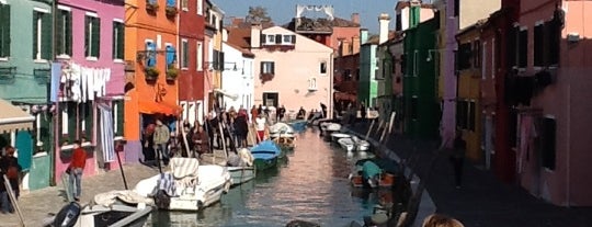 Isola di Burano is one of Venezia <3.