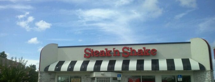Steak 'n Shake is one of Posti che sono piaciuti a Jemma.