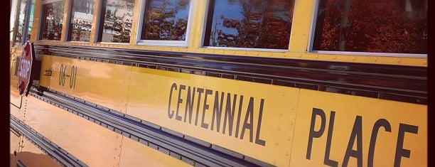 Centennial Place Elementary School is one of Daina : понравившиеся места.