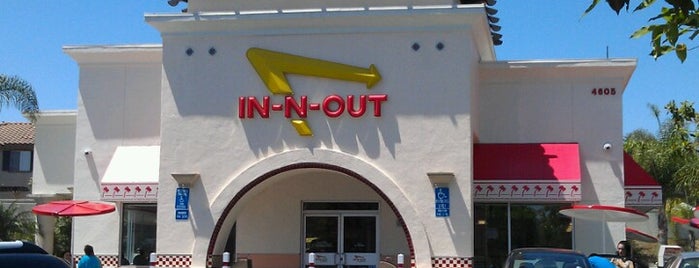 In-N-Out Burger is one of Justin : понравившиеся места.