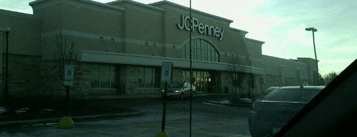JCPenney is one of Tempat yang Disukai Shyloh.