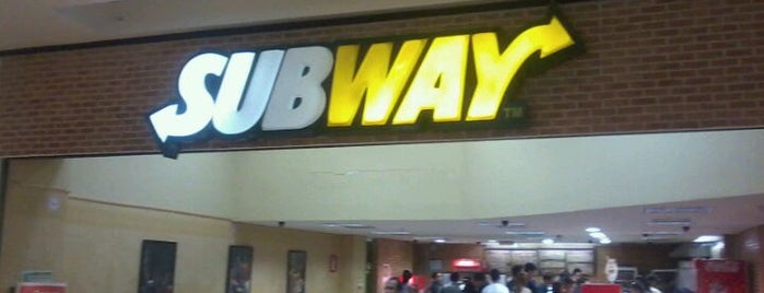 Subway is one of Orte, die Priscila gefallen.
