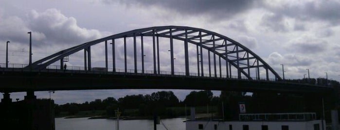 John Frostbrug is one of Bridges in the Netherlands.