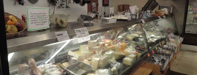 Spinelli's Market is one of Food.