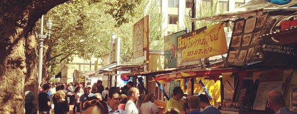 Oak Food Carts is one of Portland OR - Expats in USA.