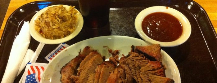 Outlaw's Barbecue is one of Cortland : понравившиеся места.