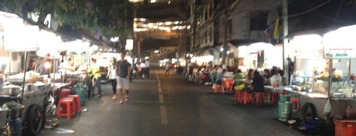 Night Food Stall Street is one of Thailand.