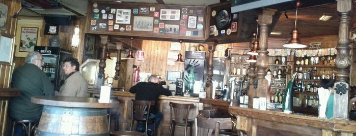 Milltom Irish Pub is one of Yoshy :).