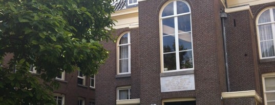 Van Brienenhofje is one of Hofjes in Amsterdam.
