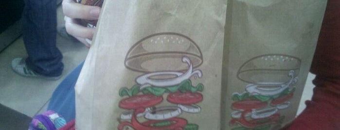 Burger King is one of Locales de comida.