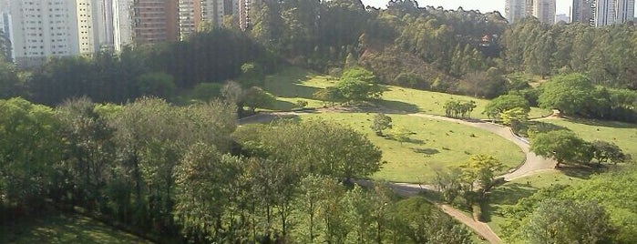 Cemitério do Morumby is one of Tempat yang Disukai Carla.