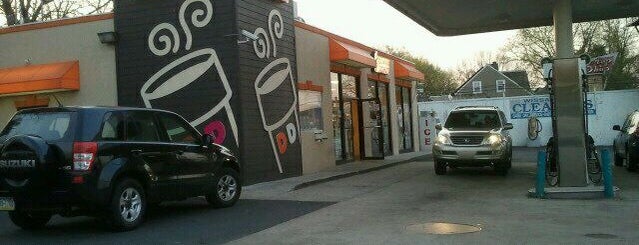 Dunkin' is one of Lugares guardados de A7MAD.