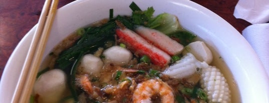 Pho Tau Bay is one of Nigelさんのお気に入りスポット.