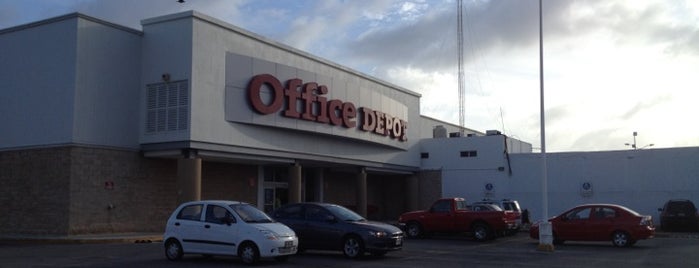 Office Depot is one of Lugares favoritos de Fernando.