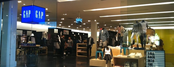 GAP is one of Christopherさんのお気に入りスポット.