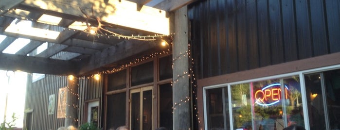 Solstice Wood Fire Cafe is one of Hood River / White Salmon.