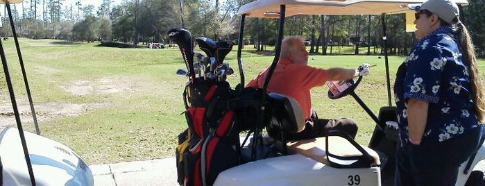 Longwood Country Club and Golf Course is one of Danny'ın Beğendiği Mekanlar.