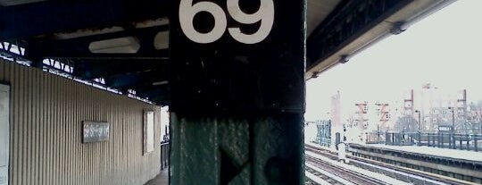 MTA Subway - 69th St/Fisk Ave (7) is one of IRT Flushing Line (7) <7>.