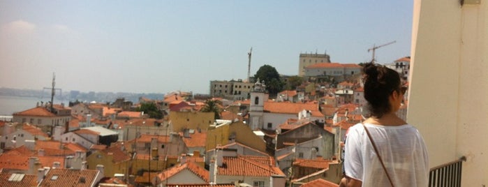 Miradouro de Santo Estevão is one of Lisboa.