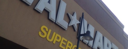 Walmart Supercenter is one of Locais salvos de Jenni.
