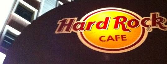 Hard Rock Cafe Madrid is one of Restaurantes en Madrid.