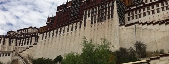 Potala Palace is one of UNESCO World Heritage Sites (Asia).