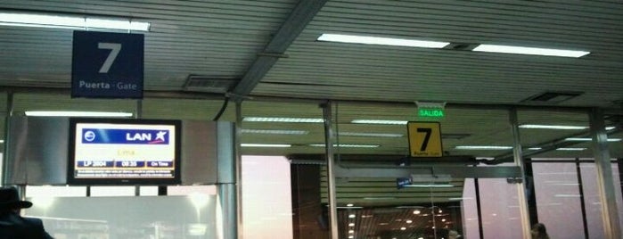 Puerta 7 / Gate 7 is one of Diegoさんのお気に入りスポット.