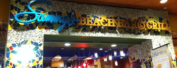 Sammy's Beach Bar and Grill is one of Posti salvati di Erica.
