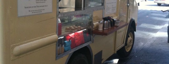 Van Leeuwen Ice Cream Truck is one of Coffee in NYC.