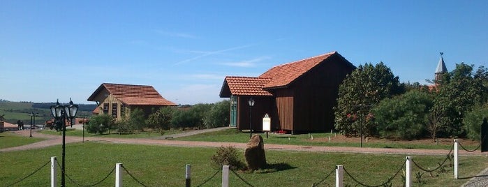 Parque Histórico De Carambeí is one of Ana Beatriz : понравившиеся места.