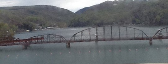 Cheat Lake Bridge is one of Tracey’s Liked Places.