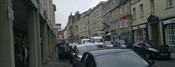 Cirencester is one of England 1991.