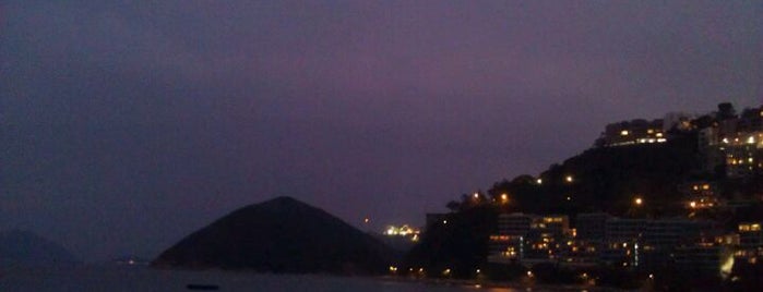 The Repulse Bay is one of Hong Kong Special.