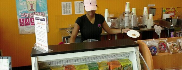 Planet Smoothie is one of Travln 2 the ATL!!!.