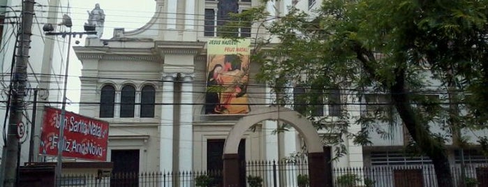 Saint Therese of the Child Jesus Basilic is one of Paróquias do Rio [Parishes in Rio].